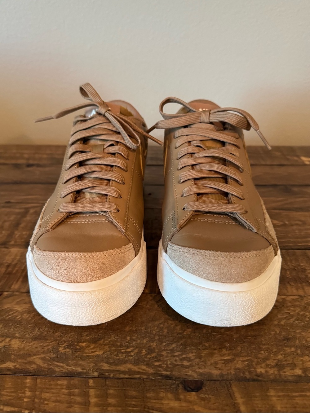 Nike Blazer Low Platform Women's Low-Top Leather Sneakers in Driftwood - Picture 2 of 7